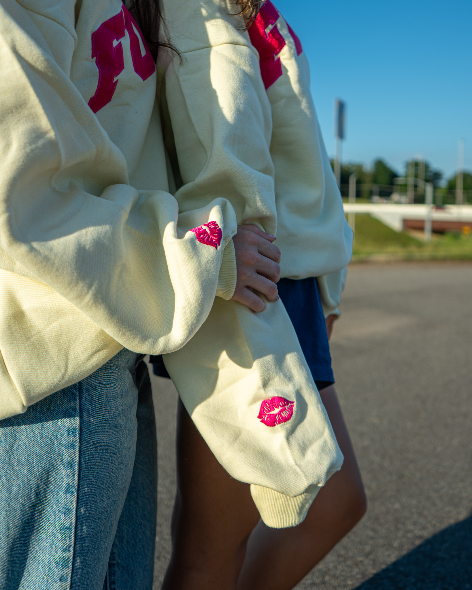 Funky Kiss Crewneck view 3